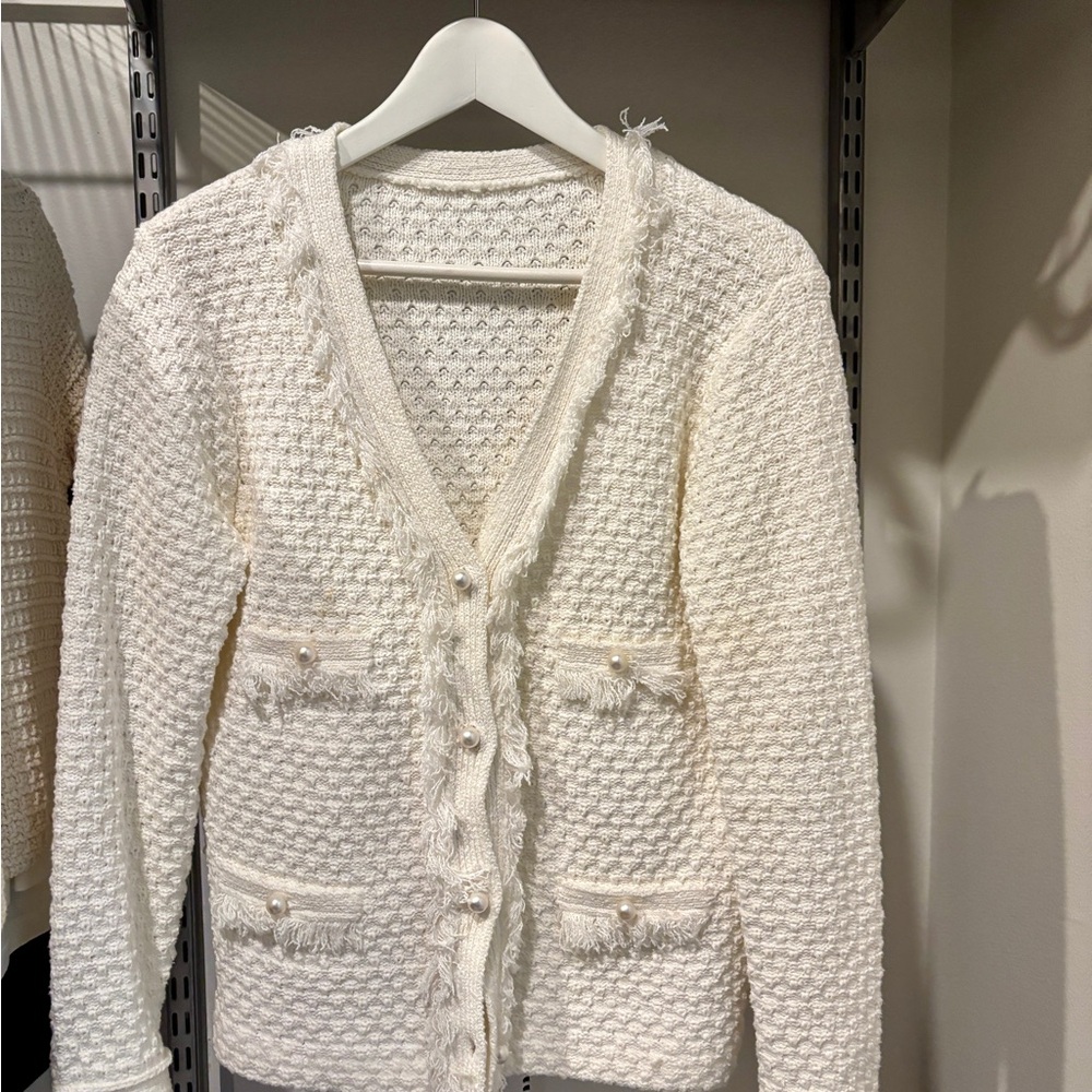 Elegant White cotton Lady-like Sweater